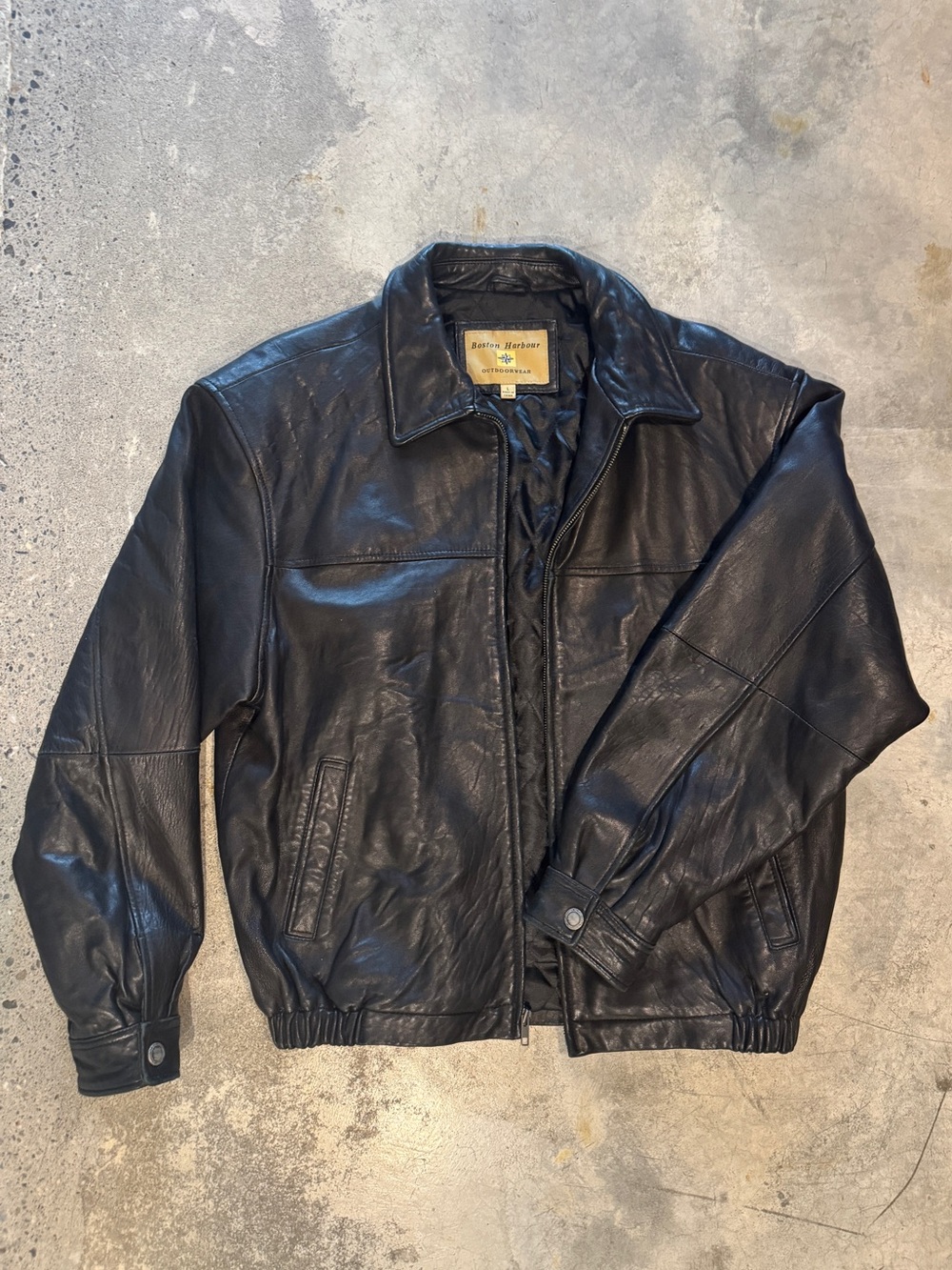Vintage Black Leather Bomber Jacket -